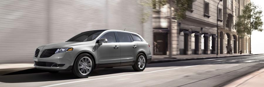  Lincoln MKT 2016 года  (фото 4 из 9)